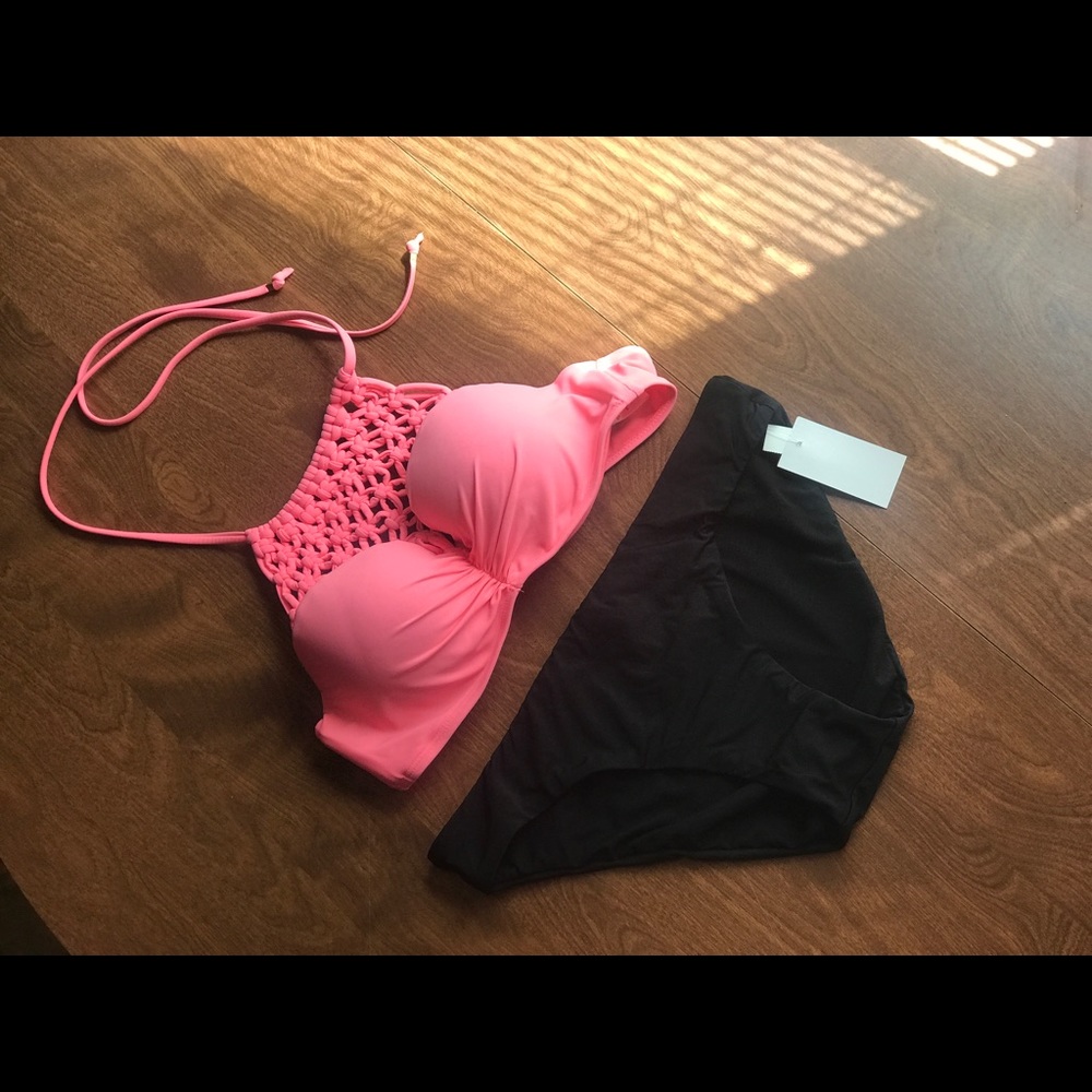 Pink bikini top